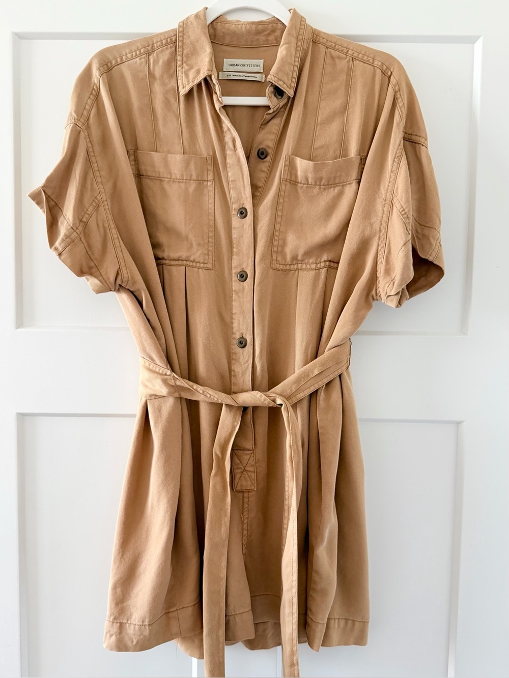 Urban Outfitters UO Reagan Oversized Utility Romper Shorts Taupe/Tan Size Small